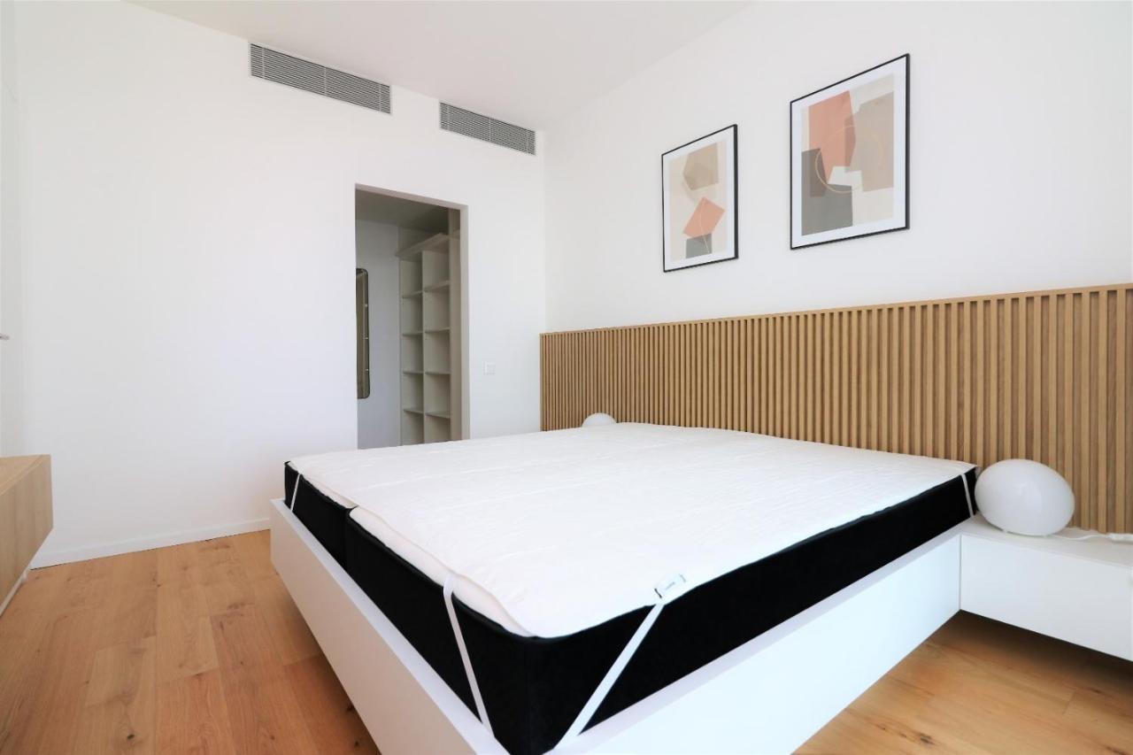 Sky Park New 1-Bedroom Apartment Μπρατισλάβα Εξωτερικό φωτογραφία